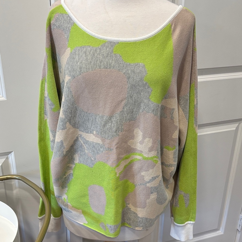 NWT Daily Practice Sweater